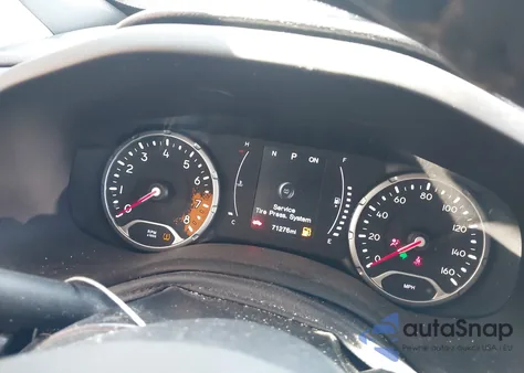 2018 Jeep Renegade Altitude 4X4 z USA, uszkodzony, nr VIN ZACCJBBB6JPJ44553